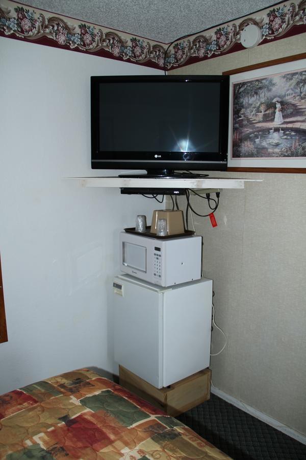 Skyliner Motel Stroud Dış mekan fotoğraf